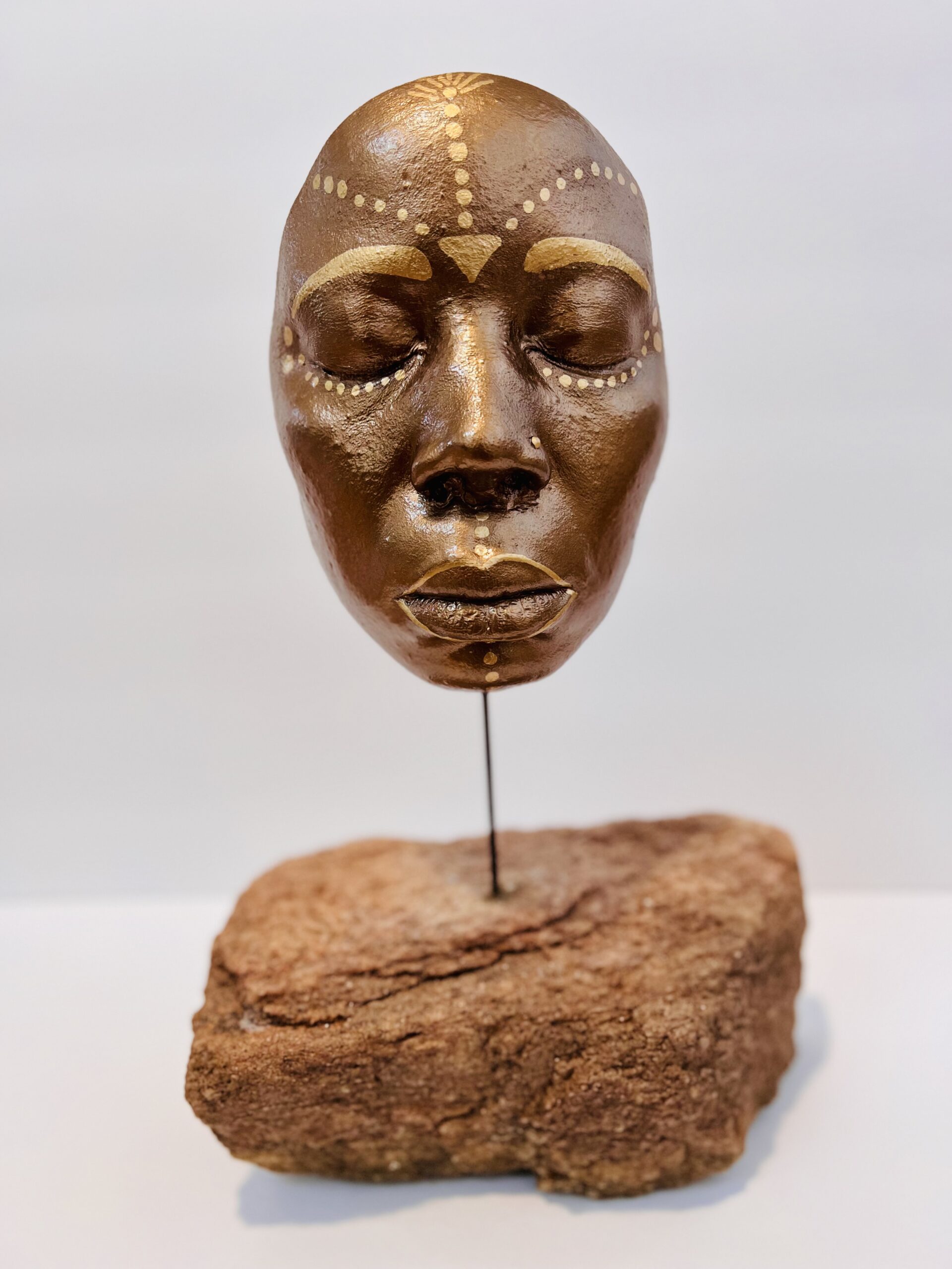 Home face sculpture female